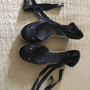 Kate Spade ankle tie espadrilles! ❤️❤️